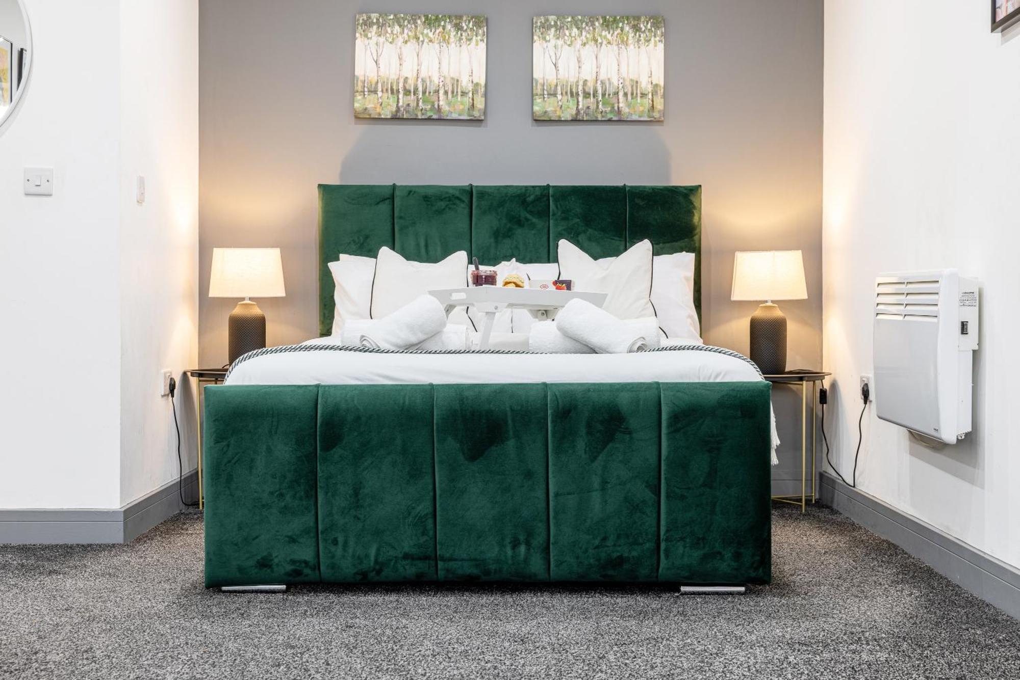 Rnm - Upgraded Business Stay For Travelling Contractors, All Amenities, Private Access Entire Place, Kitchen & Washroom, Smart Tv, Easy Access, Parking Nearby Cradley Heath Kültér fotó