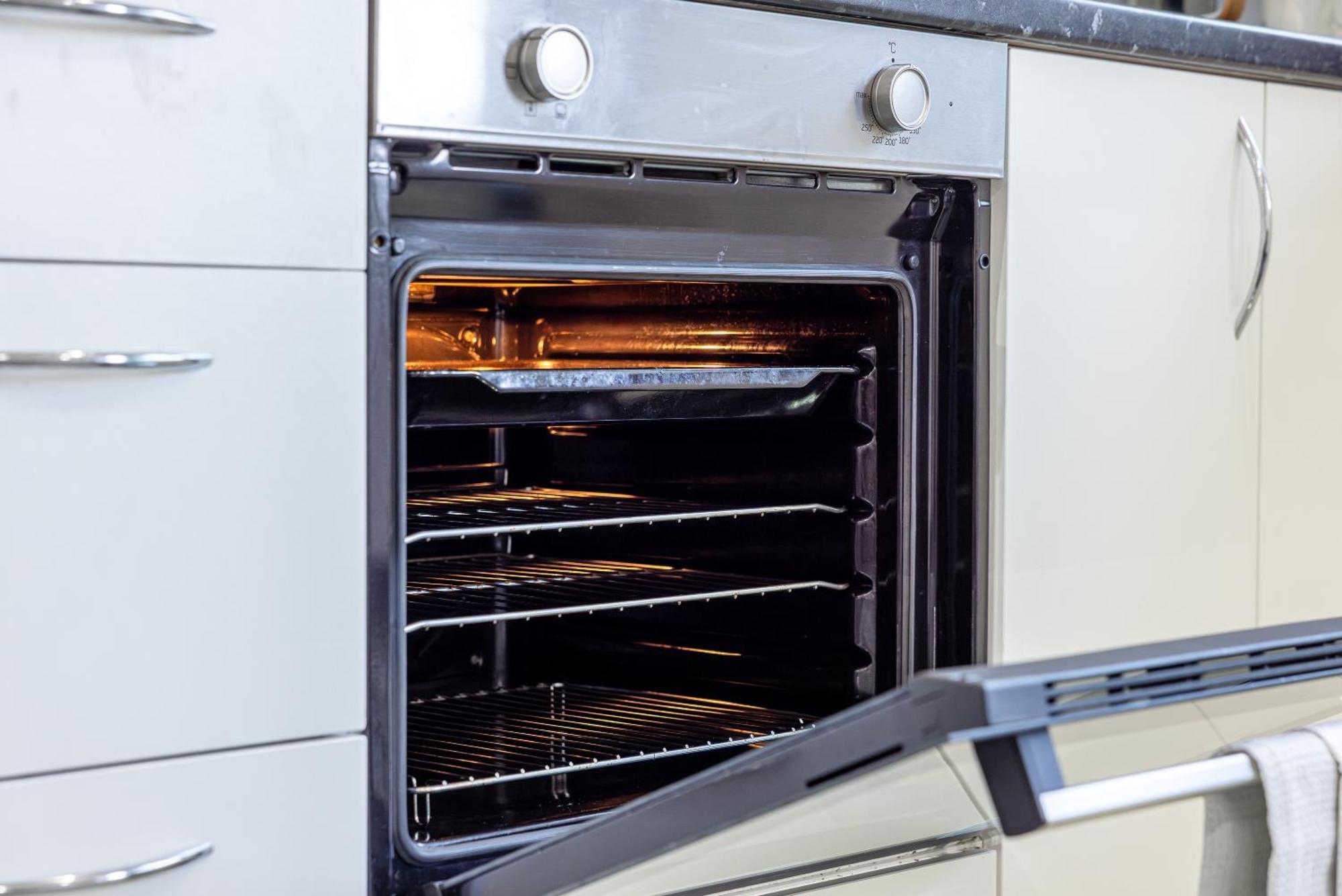 Rnm - Upgraded Business Stay For Travelling Contractors, All Amenities, Private Access Entire Place, Kitchen & Washroom, Smart Tv, Easy Access, Parking Nearby Cradley Heath Kültér fotó
